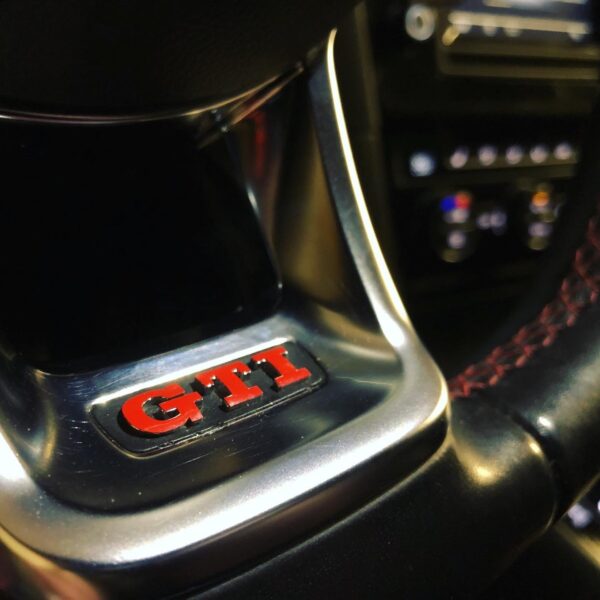 Sticker GTI volant